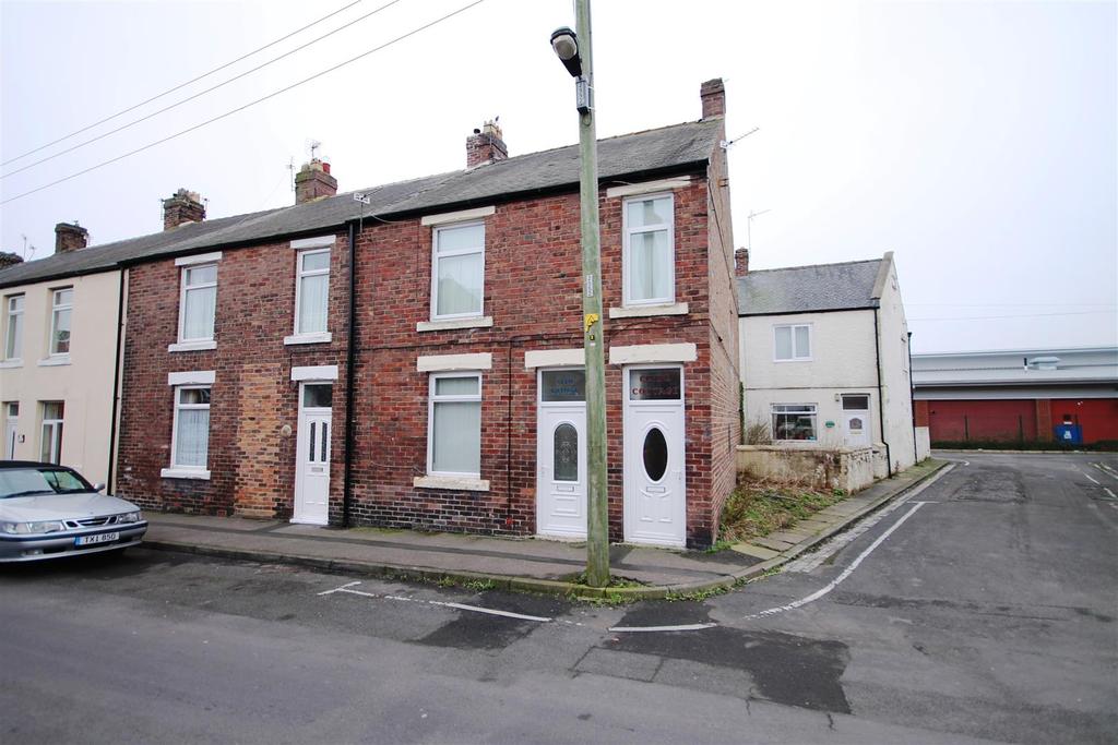 Littleburn Lane, Langley Moor, Durham 2 bed terraced house £500 pcm