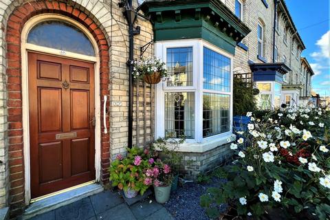 5 bedroom terraced house for sale - Norwood Street, Scarborough