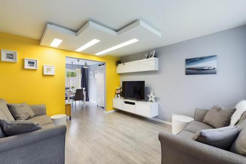 30 Quail Gardens, South Croydon, CR2 8TF