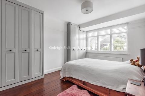 26 The Crescent, West Wickham, BR4 0HE