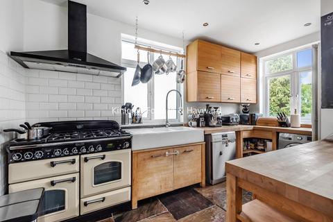 26 The Crescent, West Wickham, BR4 0HE