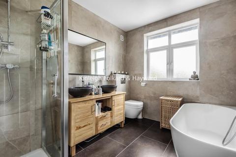 26 The Crescent, West Wickham, BR4 0HE