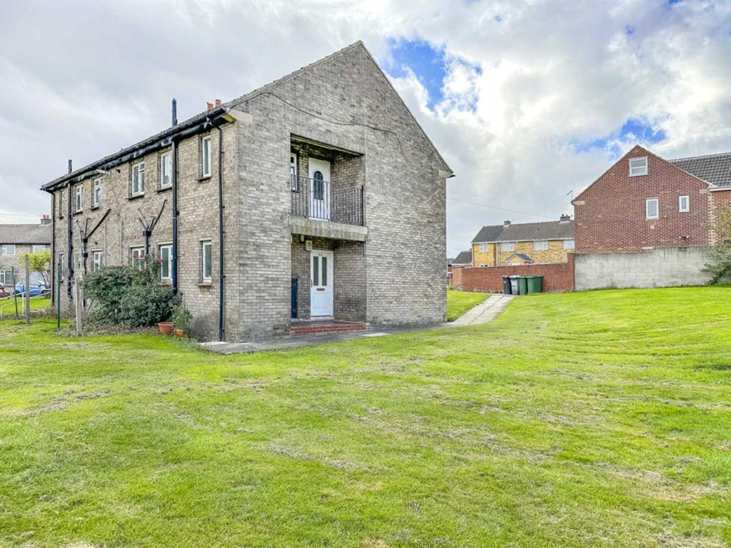 James Street, Batley 1 bed flat for sale £75,000