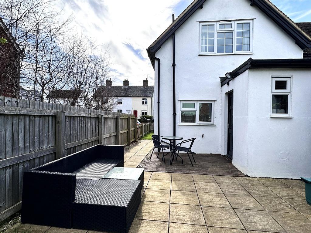 Private Courtyard