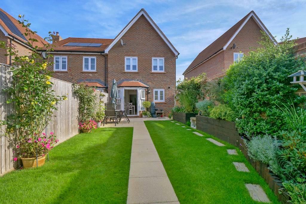 Curf Way, Burgess Hill, West Sussex, RH15 3 bed semidetached house £