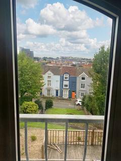 2 bedroom apartment to rent - Heathfield, Swansea SA1