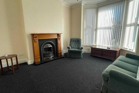 4 bedroom end of terrace house for sale - Mossley Avenue, Mossley Hill