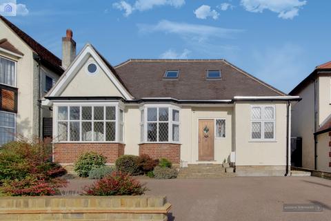 7 Stone Hall Road, London, N21 1LR