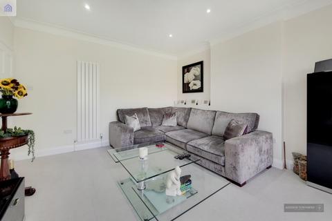 7 Stone Hall Road, London, N21 1LR