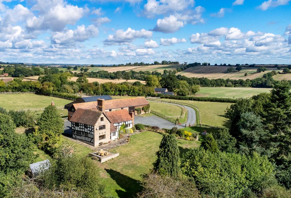 Eudon Bridgnorth, Shropshire, WV16 5 bed detached house for