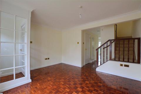 3 bedroom townhouse to rent - Kenilworth Gardens, London, SE18