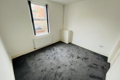 2 bedroom terraced house to rent, Bond Street, Leigh, Lancashire, WN7