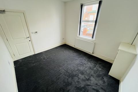 2 bedroom terraced house to rent, Bond Street, Leigh, Lancashire, WN7