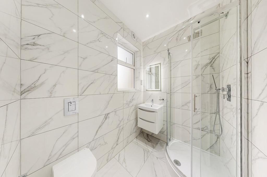 Northfield Avenue, London, W13 1 bed flat - £1,450 pcm (£335 pw)