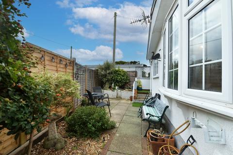 3 bedroom mobile home for sale - Naish Estate,New Milton,BH25 7RD
