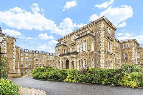 1 bedroom apartment to rent - Royal Drive,  London,  N11