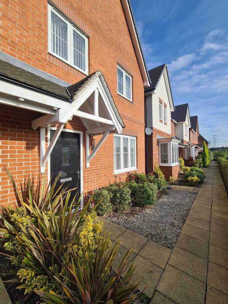 Sandiacre Avenue, Brindley Village... 3 bed terraced house £950 pcm