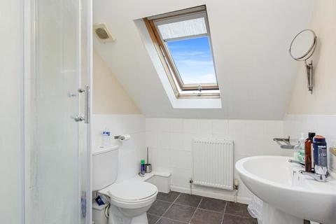 208 Rowan Road, London, SW16 5HX