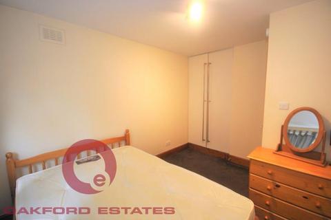 2 bedroom flat to rent, Kentish Town Road, Camden NW1