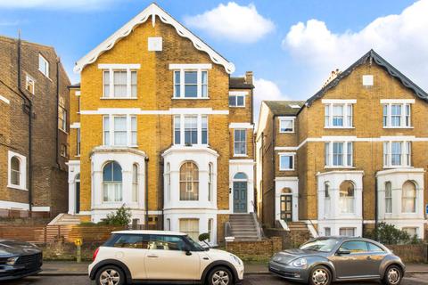 43 Onslow Road, Richmond, TW10 6QH