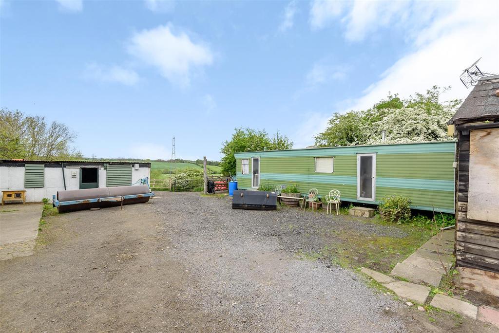 Calf Fallow Lane, StocktonOnTees 2 bed equestrian property for sale £290,000