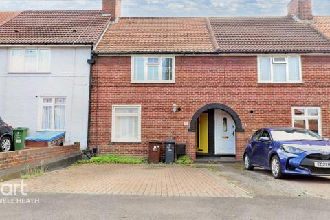 20 Walnut Tree Road, Dagenham, RM8 3JB