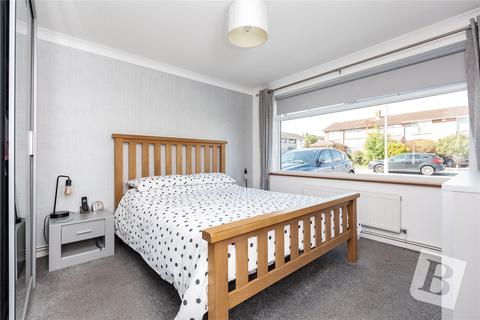 3 bedroom link detached house for sale - Beauchamps Drive, Wickford, Essex, SS11
