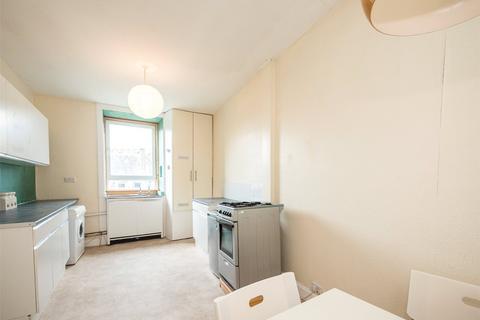 2 bedroom flat to rent, Parsons Green Terrace, Edinburgh, EH8