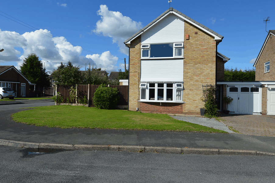 Bush Drive,Rugeley,WS15 2AQ 4 bed link detached house £300,000