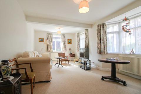 1 Cross Way, Lewes, BN7 1NE