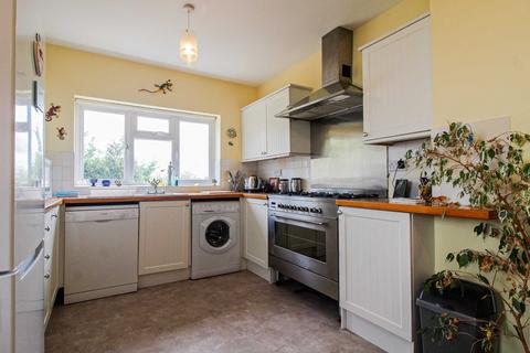 1 Cross Way, Lewes, BN7 1NE