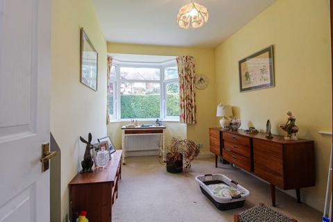1 Cross Way, Lewes, BN7 1NE