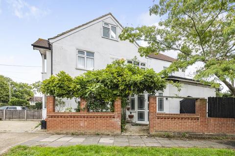 4 bedroom end of terrace house for sale - Ladywood Road,  Surbiton,  KT6