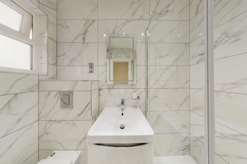 undefined, Northfield Avenue, London, W13