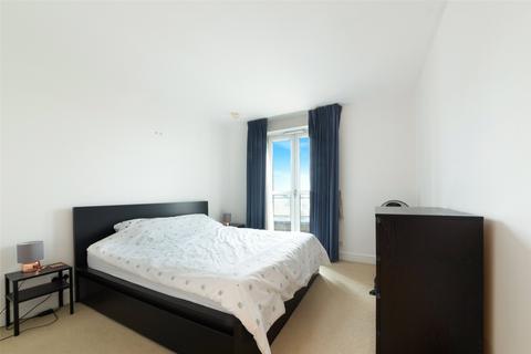 1 bedroom apartment to rent, Westferry Circus, London, E14