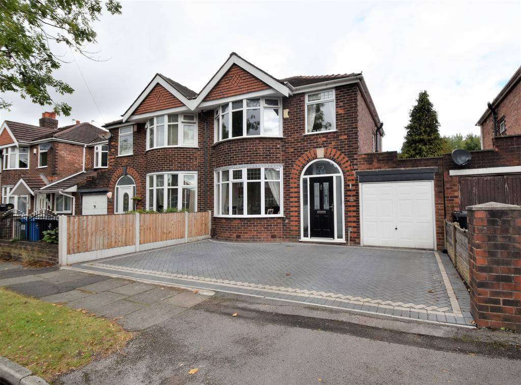 Westminster Road, Davyhulme, M41 3 bed semidetached house £425,000
