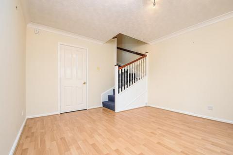 2 bedroom terraced house to rent, Lupin Walk,  Aylesbury,  HP21