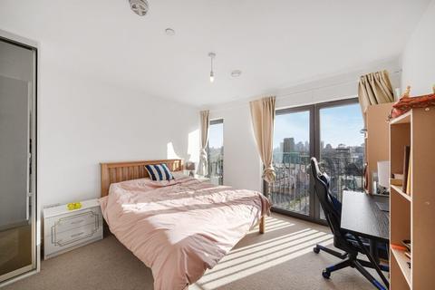 2 bedroom apartment for sale - Great Eastern Road London E15