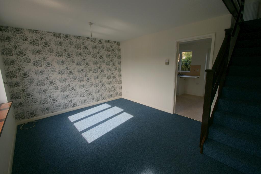 Bridgeside, Deal CT14 1 bed terraced house £800 pcm (£185 pw)