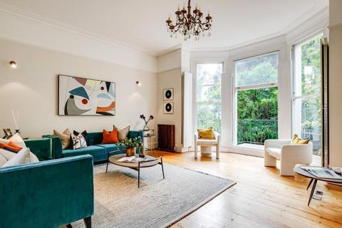 3 bedroom flat for sale - Primrose Gardens, Belsize Park, London, NW3