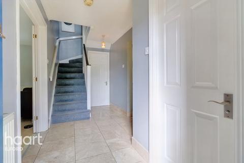 30 Wisteria Close, Ilford, IG1 2BH