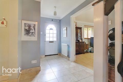 30 Wisteria Close, Ilford, IG1 2BH