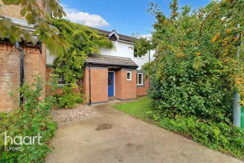 30 Wisteria Close, Ilford, IG1 2BH