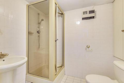 92 Guibal Road, London, SE12 9LZ