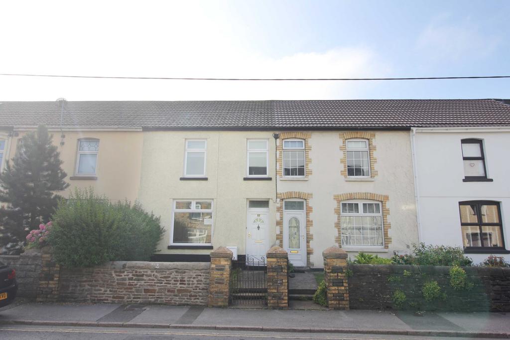 Bridgend Road, Llanharan CF72 9RA 3 bed terraced house £900 pcm (£208 pw)