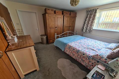 160 Park View, Crewkerne, TA18 8JJ