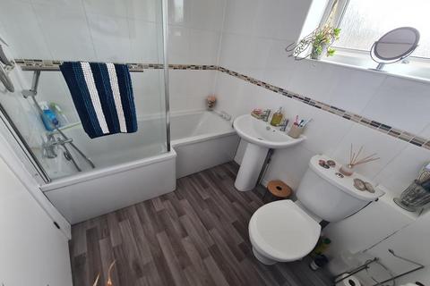 160 Park View, Crewkerne, TA18 8JJ