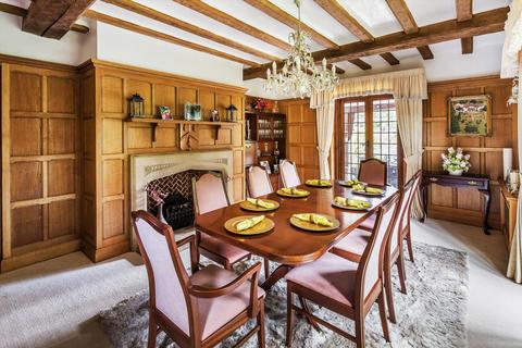 undefined, Woodway, Guildford, Surrey, GU1