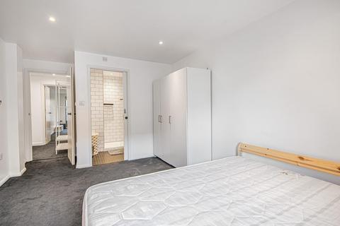 2 bedroom flat for sale - Westminster Bridge Road, Waterloo