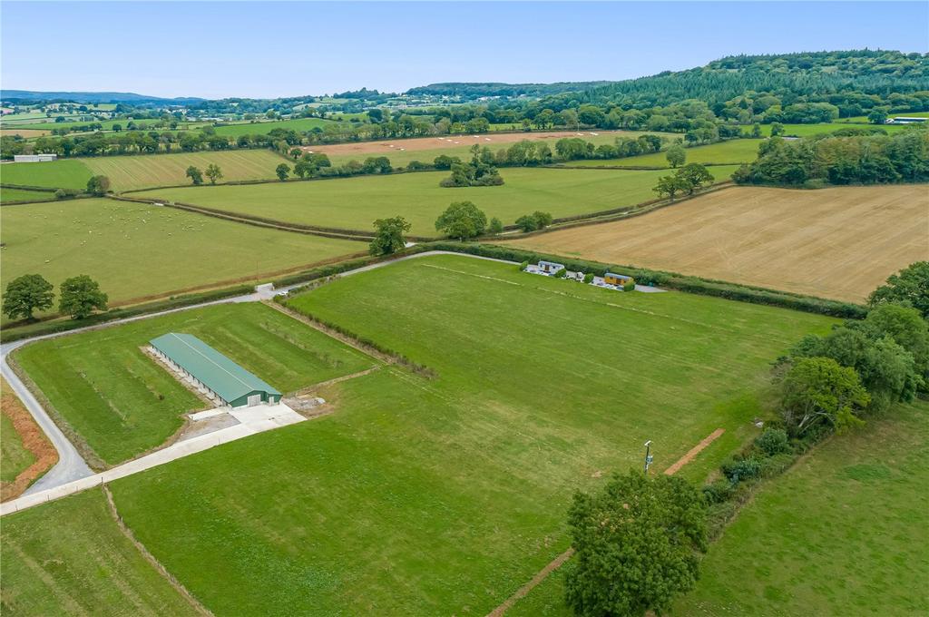 Kerswell, Cullompton, Devon, EX15 8 bed detached house £650,000